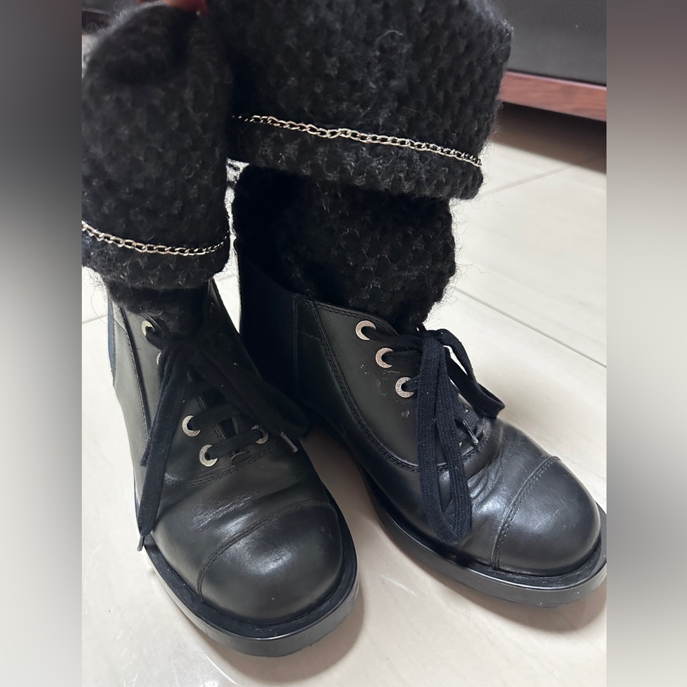 Auth Chanel Black Navy Blue Tweed combat Boots Socks Boots 39 Women - Picture 5 of 16